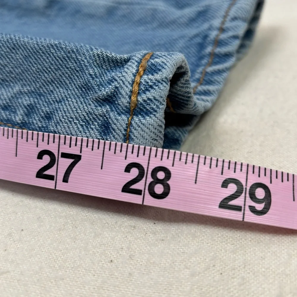 Levi’s Men’s 510 Skinny Fit Jeans 29x30 (Inseam Measures 28”) Light-Medium‎ Wash
